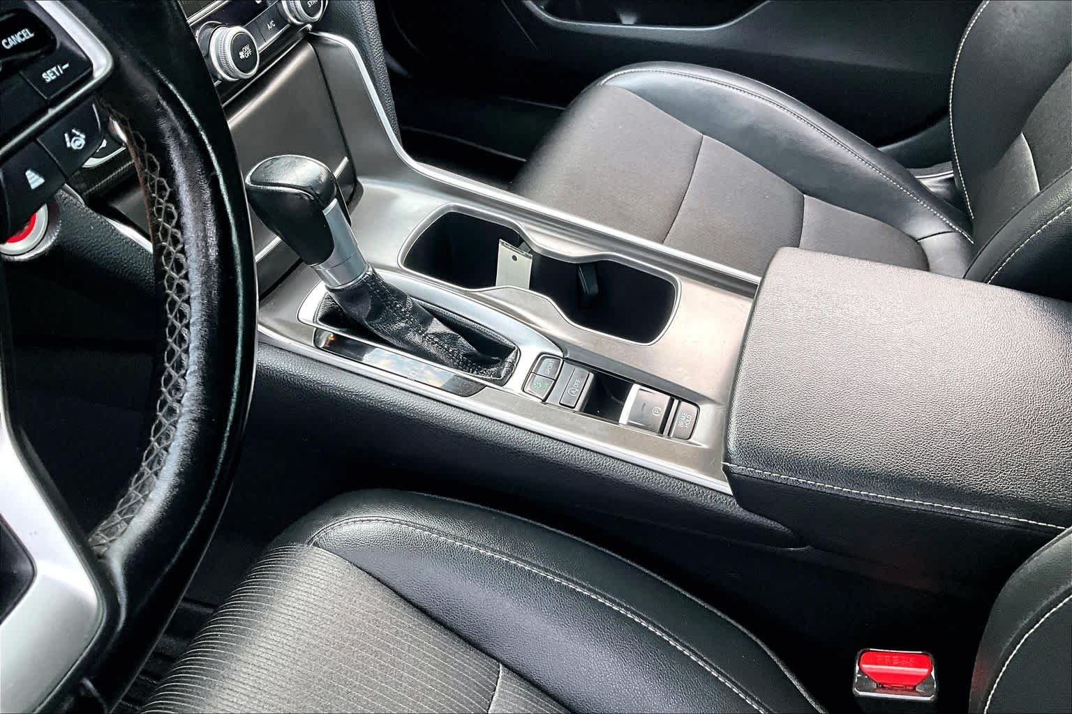 Used 2022 Crystal Black Pearl Honda Sport image 15