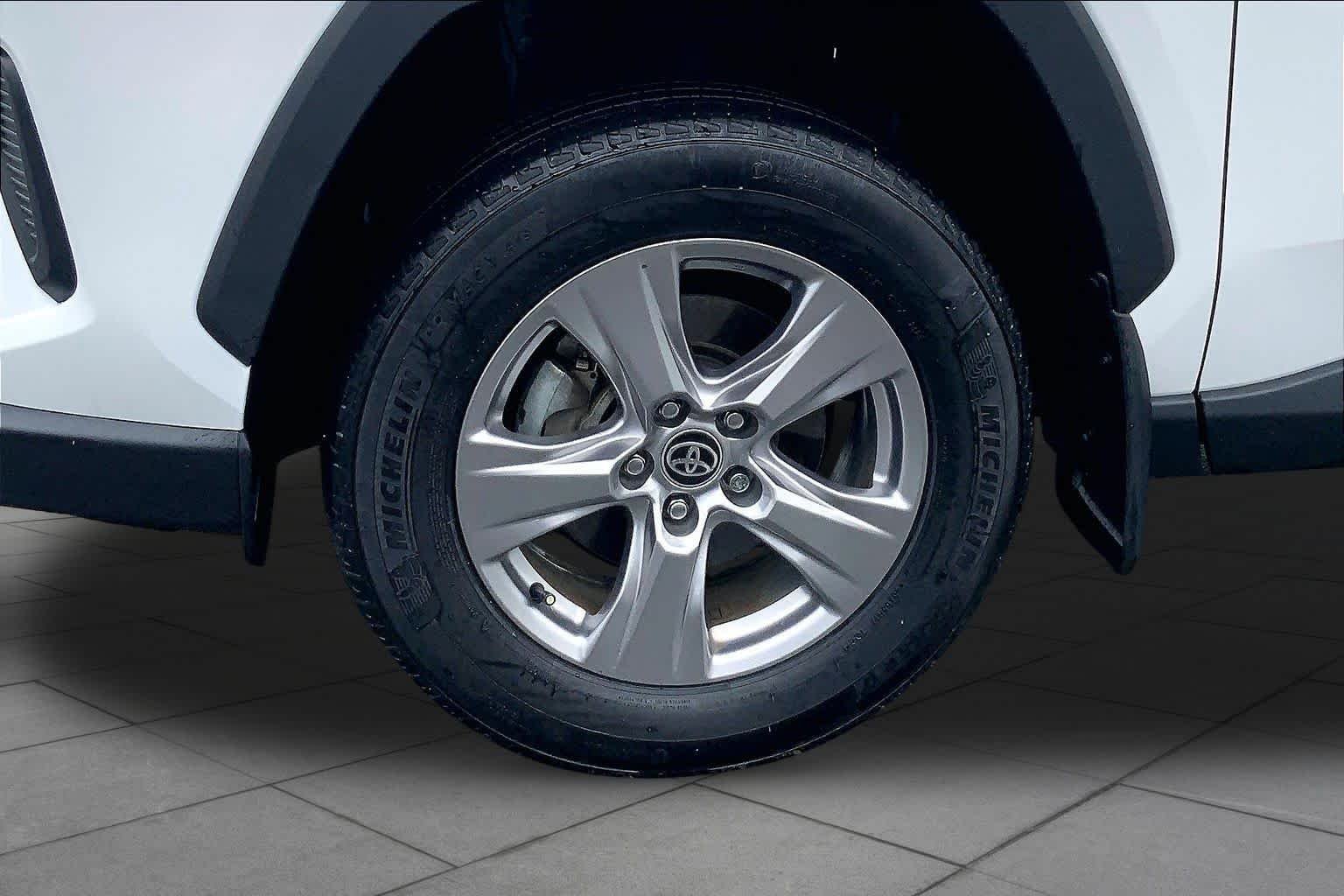 Used 2023 Ice Cap Toyota XLE image 11