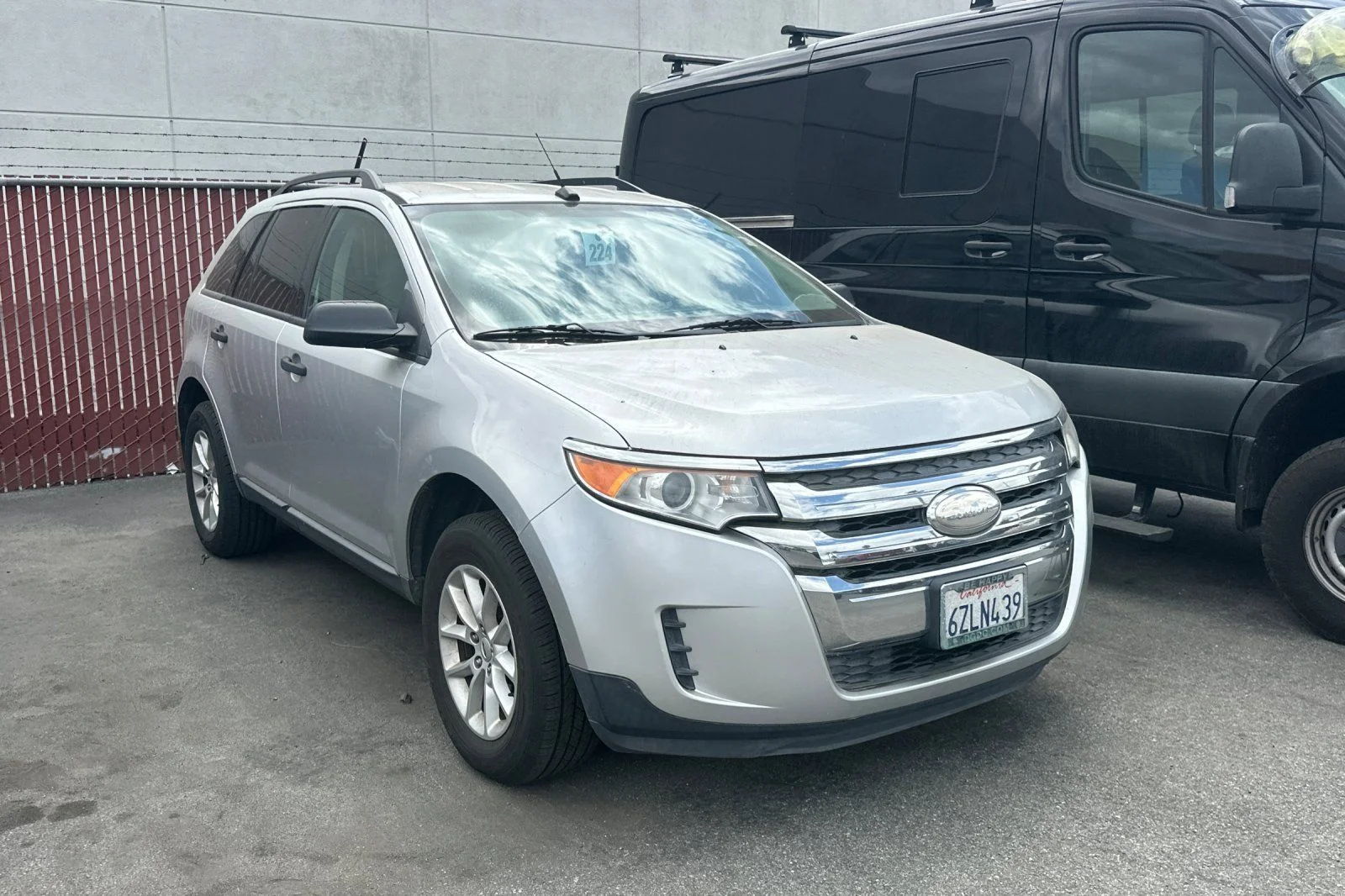 Vehicle Image 2