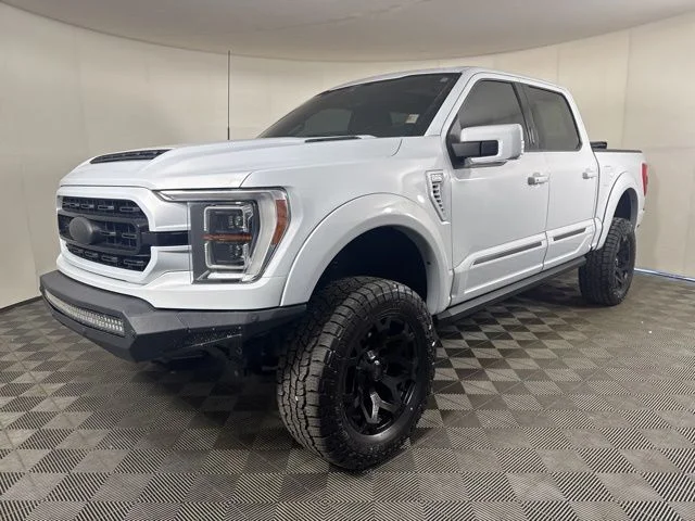 Used 2021 White Metallic Ford Lariat image 8