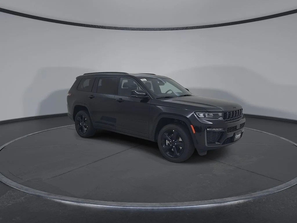 New 2026 Diamond Black Crystal Pearl-Coat Exterior Paint Jeep Limited image 3