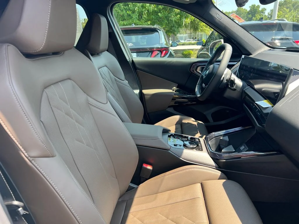 New 2026 Beige BMW 30 xDrive image 27