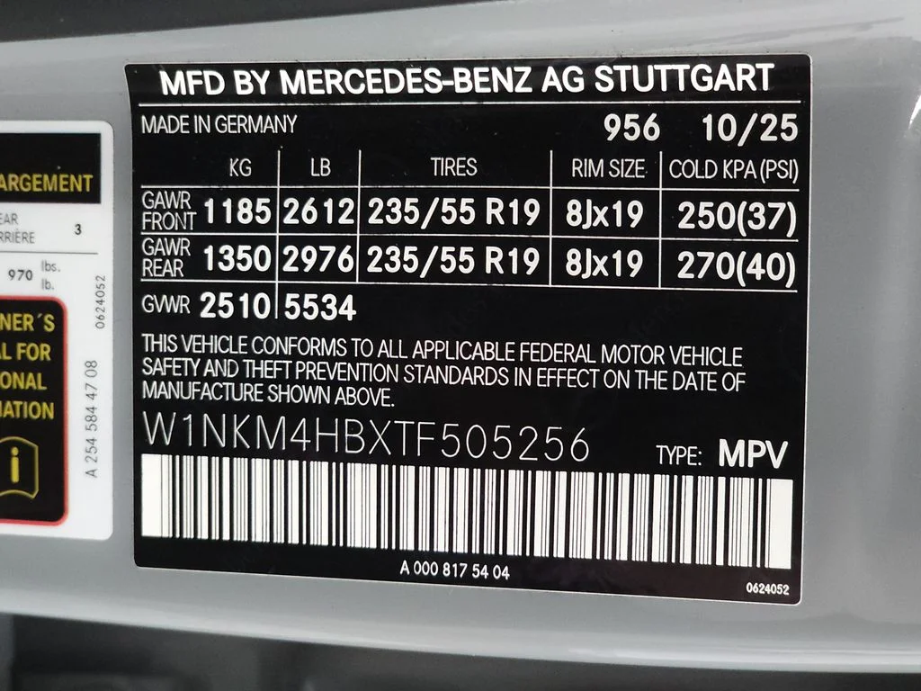 Certified Used 2026  Mercedes-Benz GLC 300 image 33