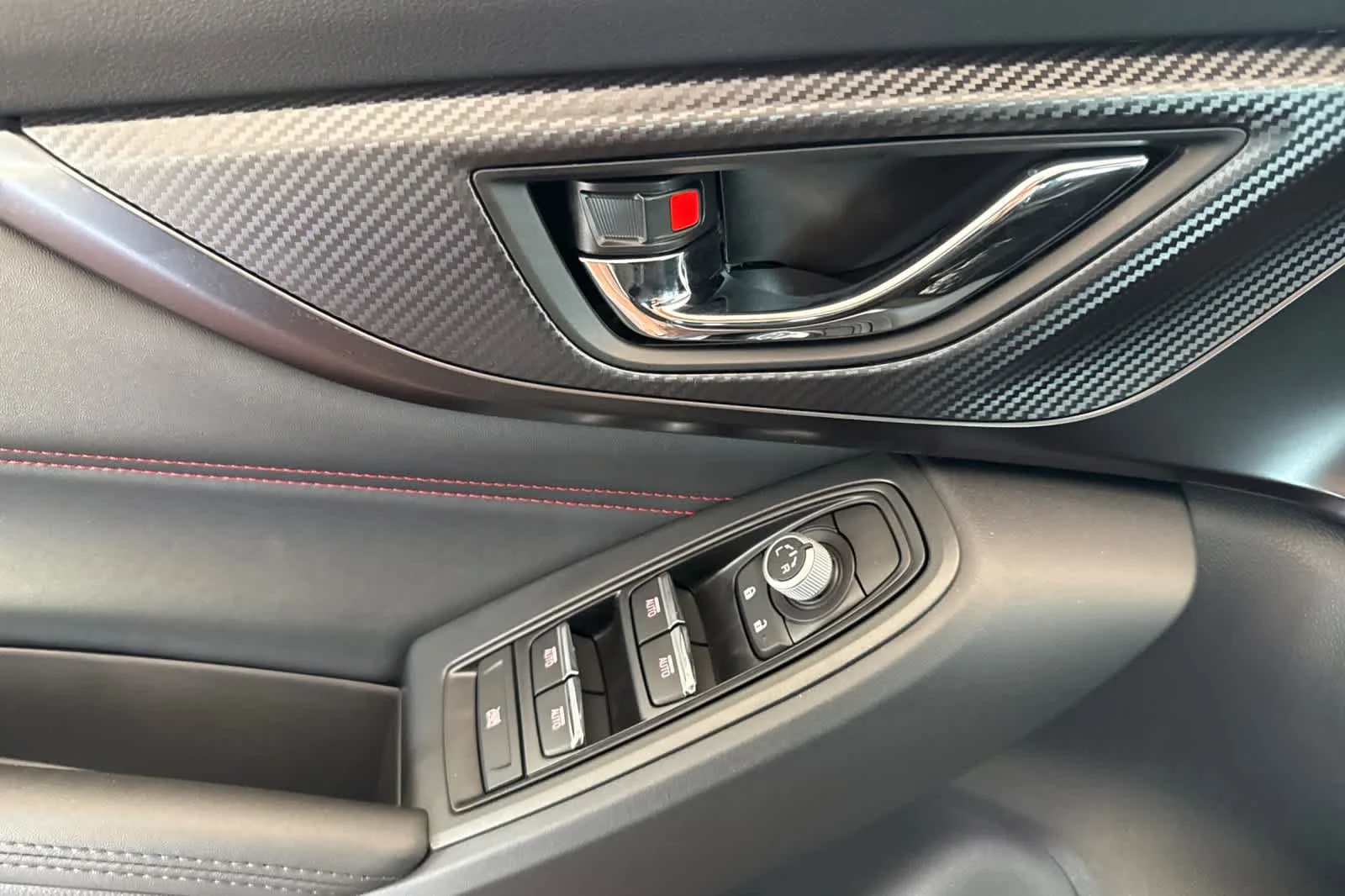 New 2026 ICE SILVER METALLIC Subaru Premium image 10