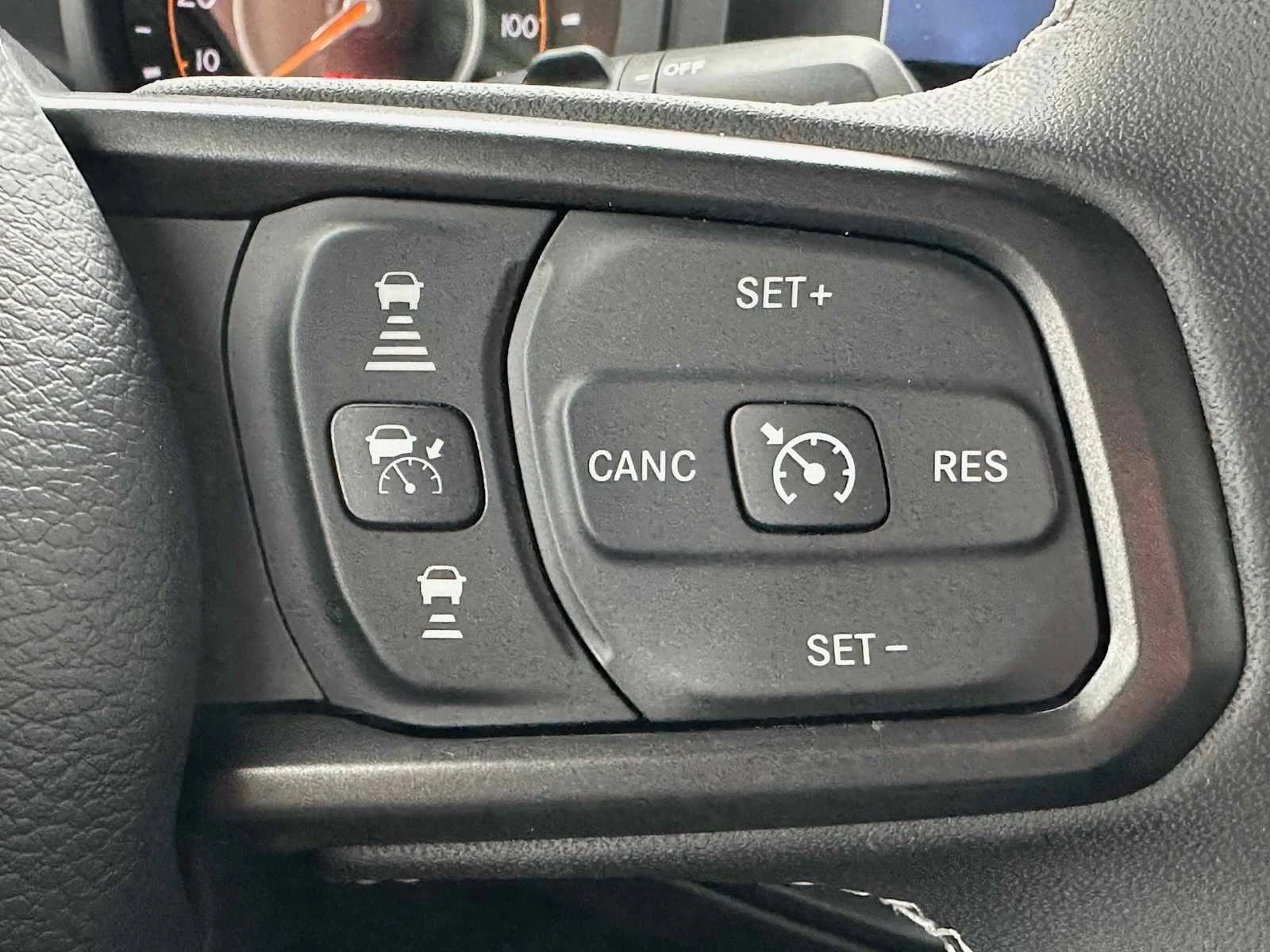2025 Jeep Wrangler 4-Door Willys - Photo 39