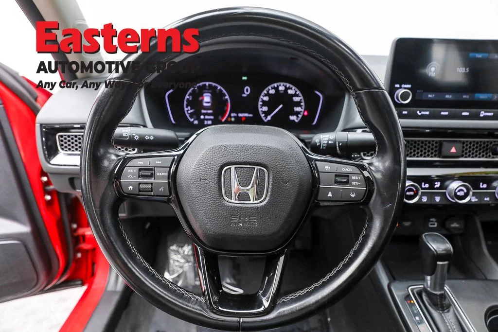 Used 2022 Red Honda EX image 10