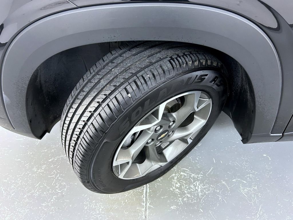 Used 2025 Black Chevrolet LT image 23