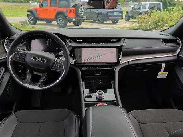 New 2027 Bright White Clear-Coat Paint Jeep Altitude image 18
