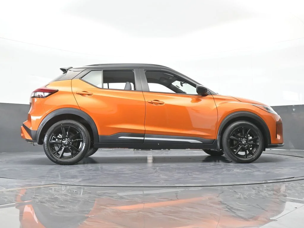 Used 2023 Monarch Orange Metallic/Super Black Nissan SR image 64