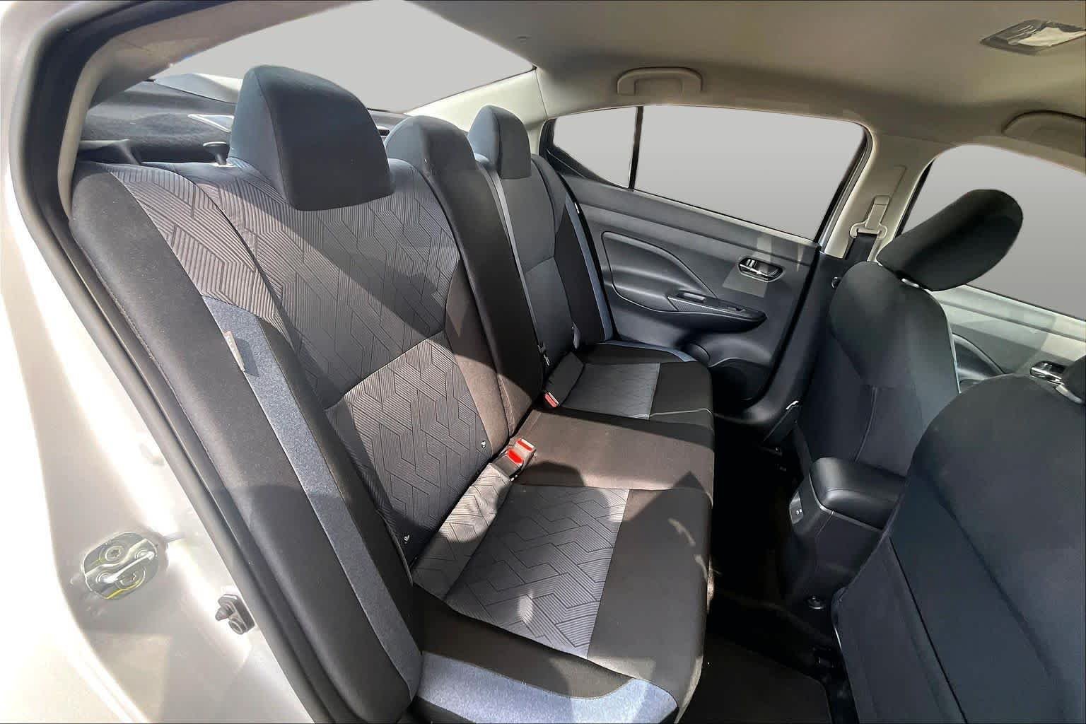 2025 Nissan Versa Sedan SV - Photo 20