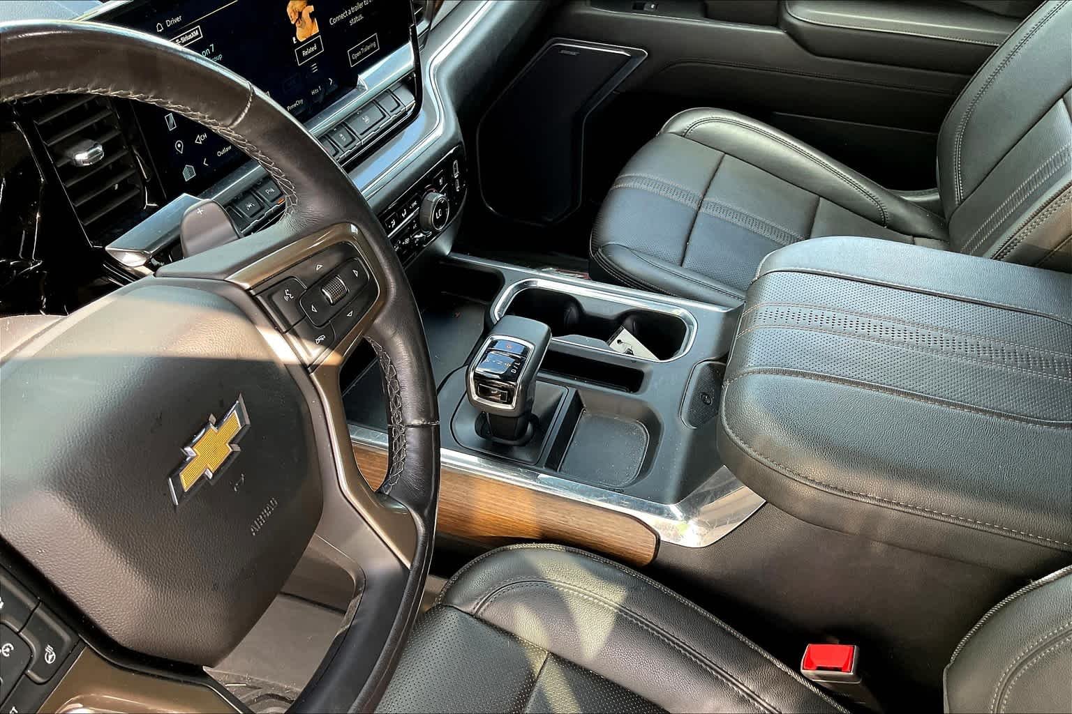 Used 2023 Black Chevrolet High Country image 17