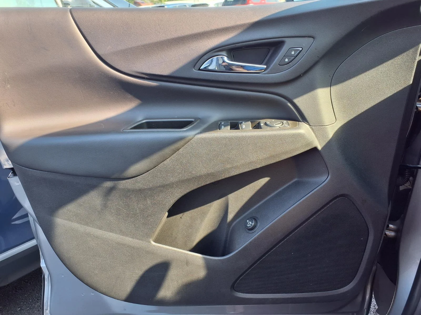 Used 2023 Sterling Gray Metallic Chevrolet LT image 15