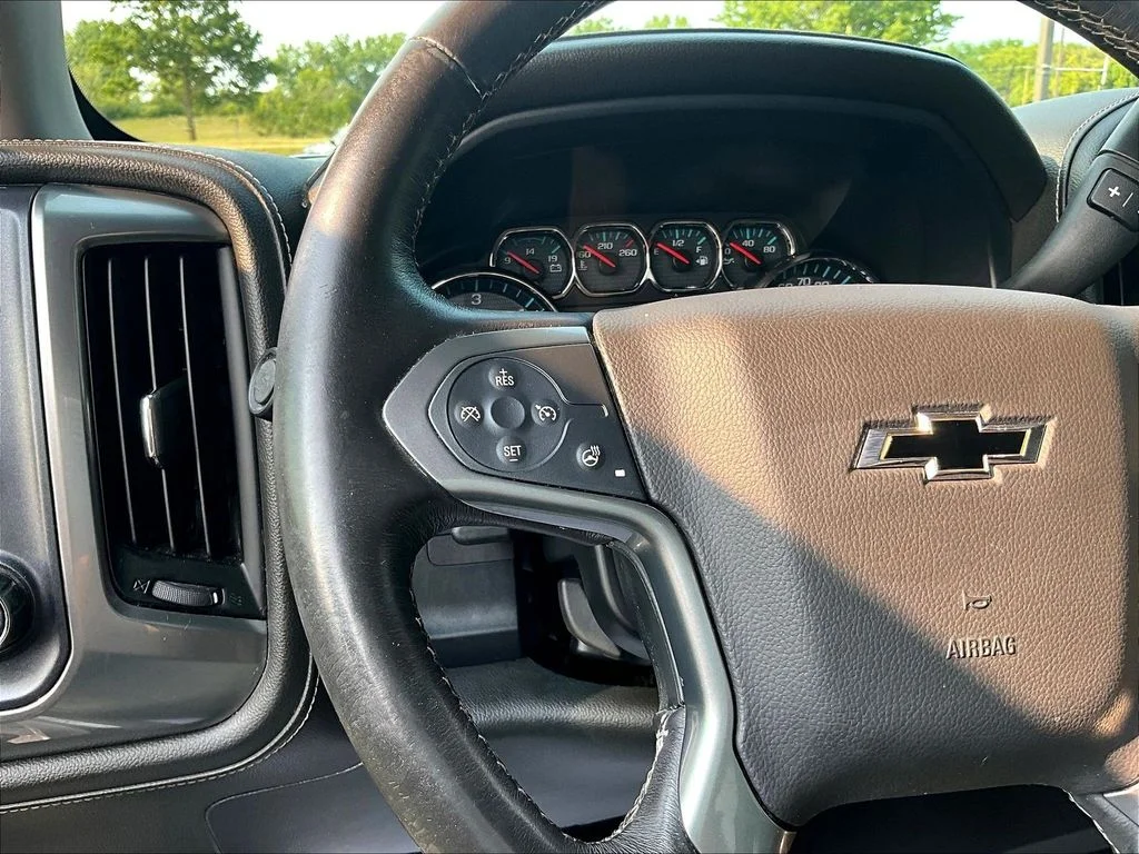 Used 2017 Silver Chevrolet LTZ image 17
