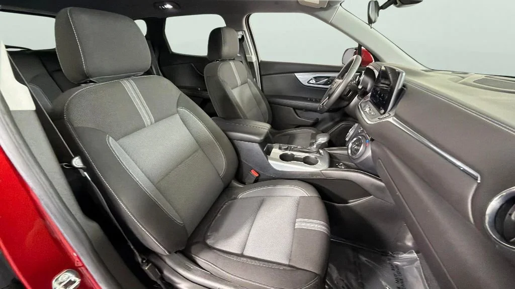 Used 2023 Radiant Red Tintcoat Chevrolet 2LT image 33