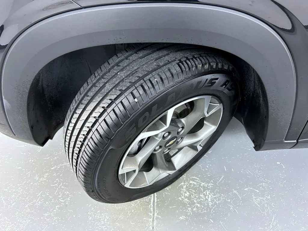 Used 2025 Black Chevrolet LT image 23