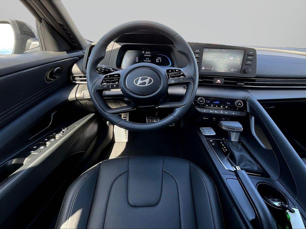 New 2026 Gray Hyundai SEL Sport Plus image 9