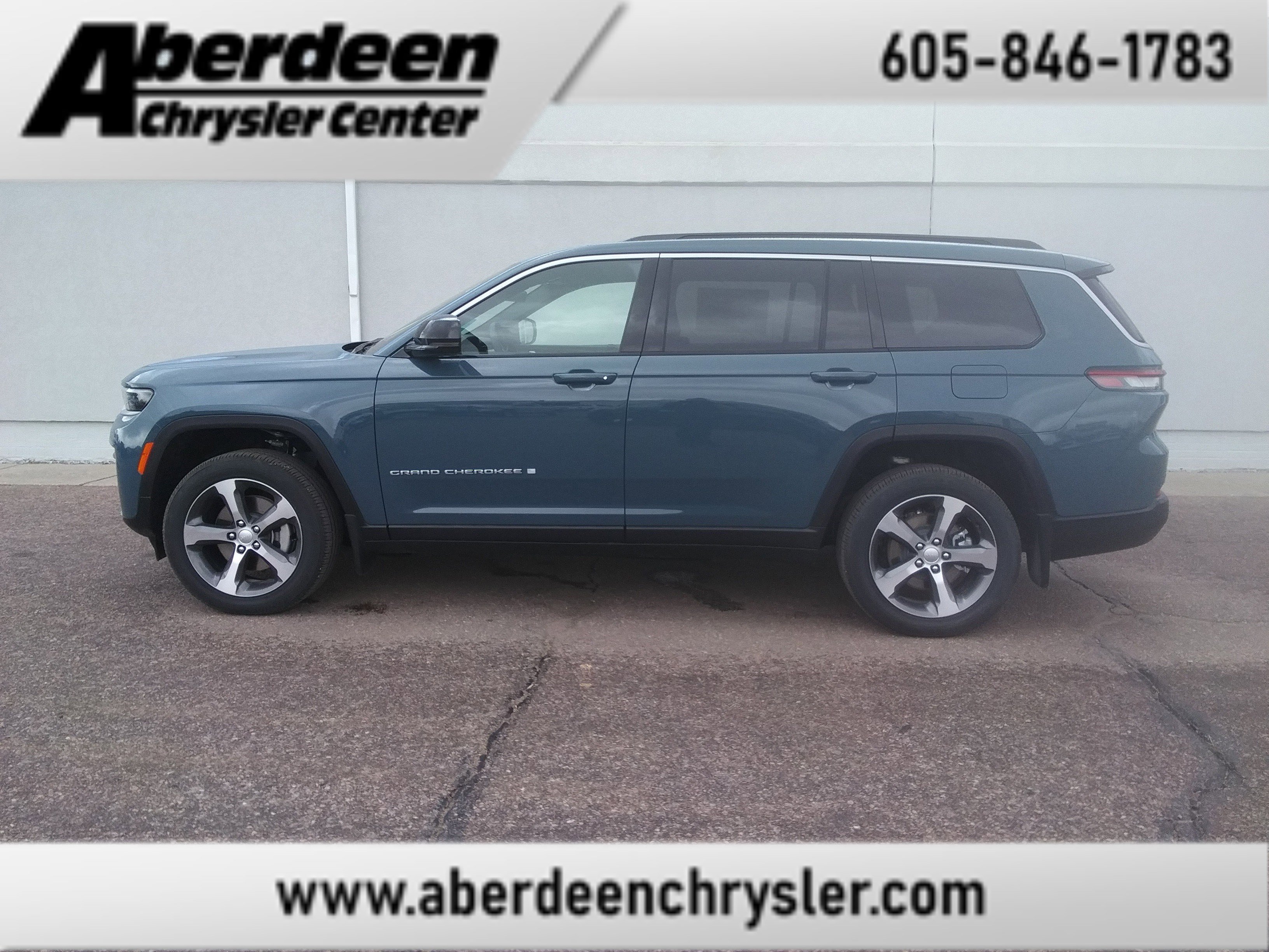 2026 Jeep Grand Cherokee L Limited 4x4's photo