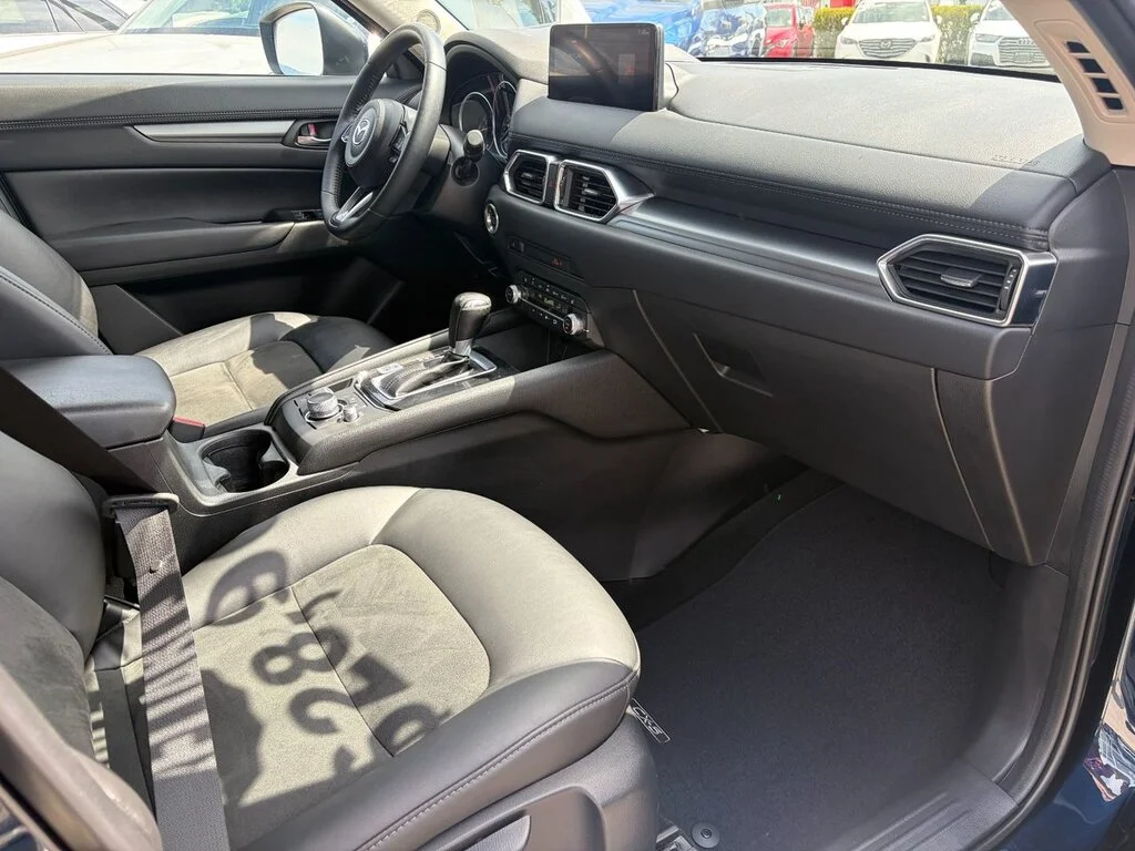 Used 2022  Mazda GS AWD at image 12