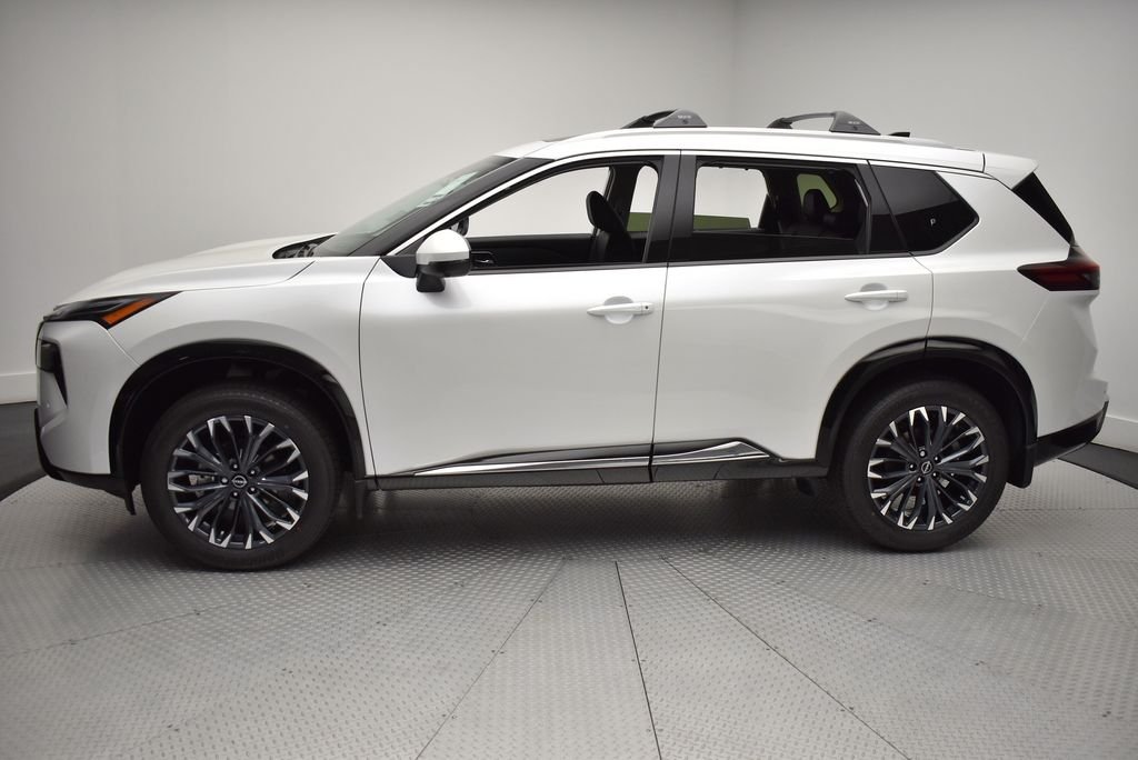 New 2026 Everest White Pearl TriCoat Nissan Platinum image 8