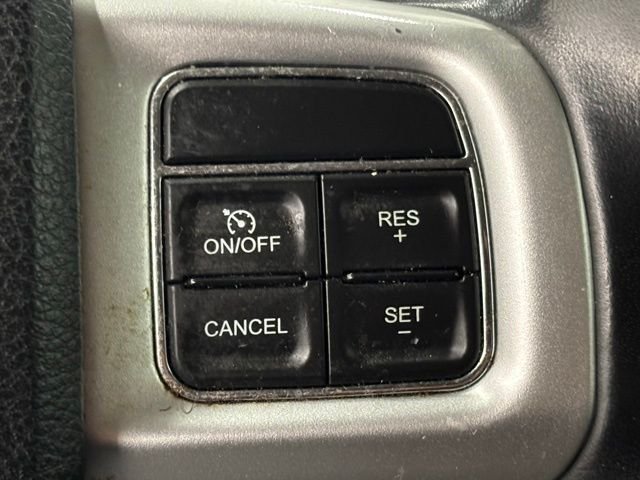 Used 2018 Gray Dodge SE image 19