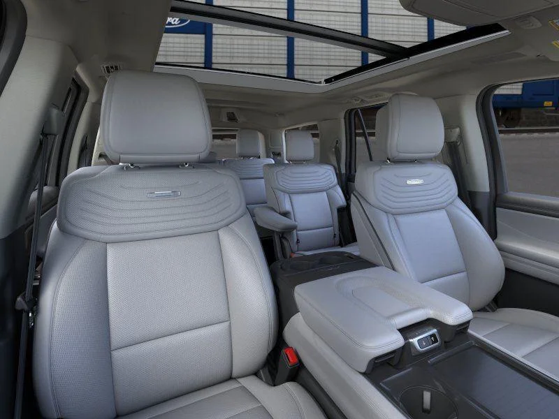 New 2026 Star White Metallic Tri-Coat Ford Platinum® image 10