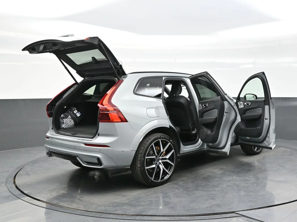 New 2026 Vapour Grey Volvo T8 Polestar Engineered image 46