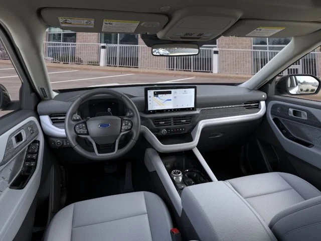 New 2026 White Ford Platinum image 9