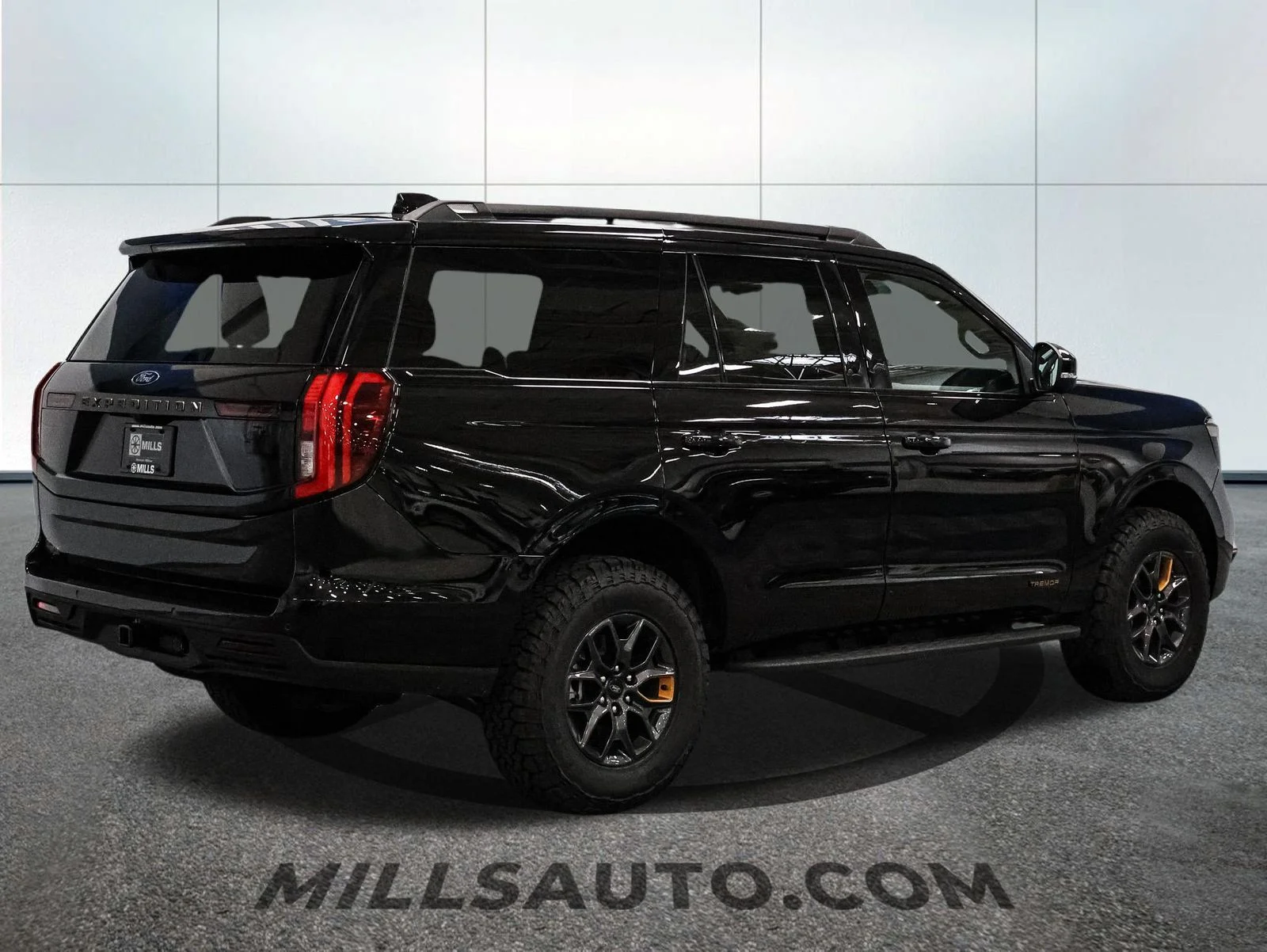 New 2026 Agate Black Metallic Ford Tremor® image 8