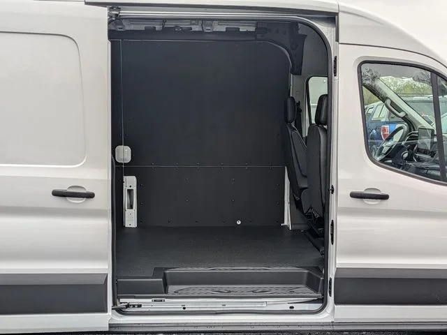 New 2026 Oxford White Ford Cargo Van image 28