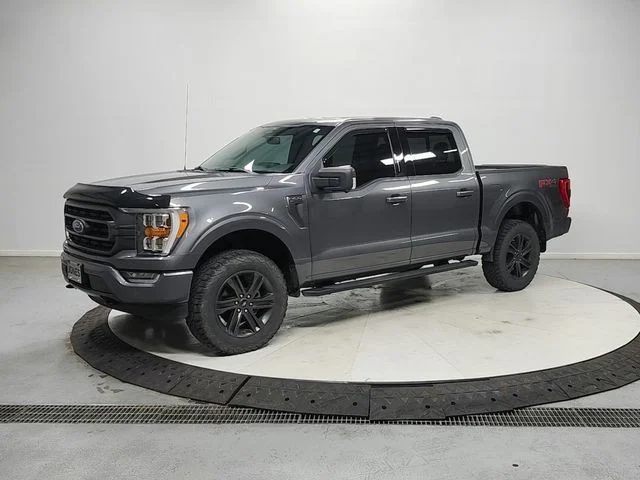 Used 2021 Gray Ford XLT image 3