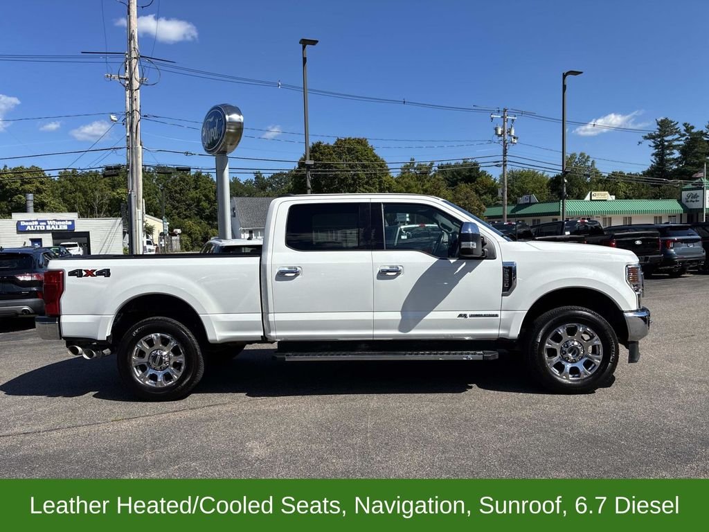 Used 2022 White Ford Lariat image 8