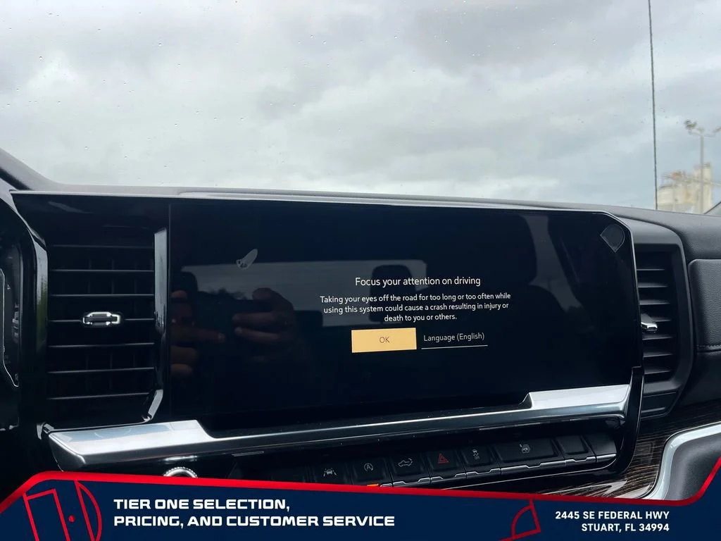 New 2026 Sterling Metallic GMC Elevation image 30