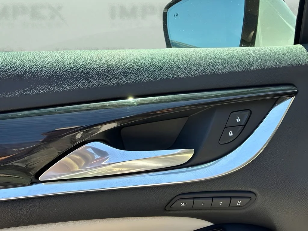 Used 2023 White Frost Tricoat Buick Premium image 12
