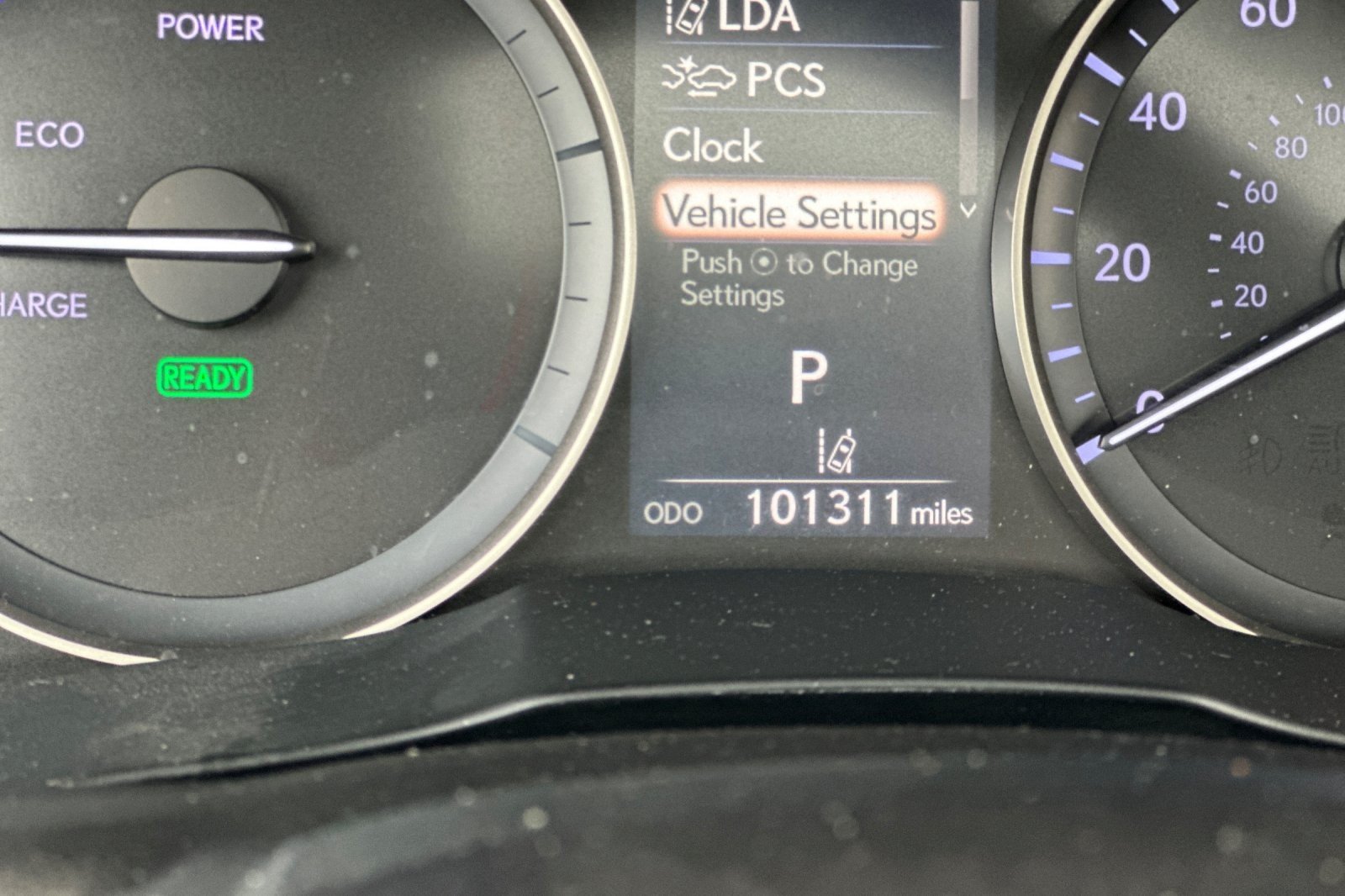 Used 2017 EMINENT WHITE Lexus ES 300h image 24