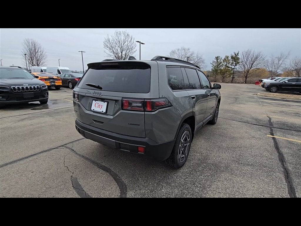 New 2026 Sting-Gray Clear-Coat Exterior Paint Jeep Laredo image 9