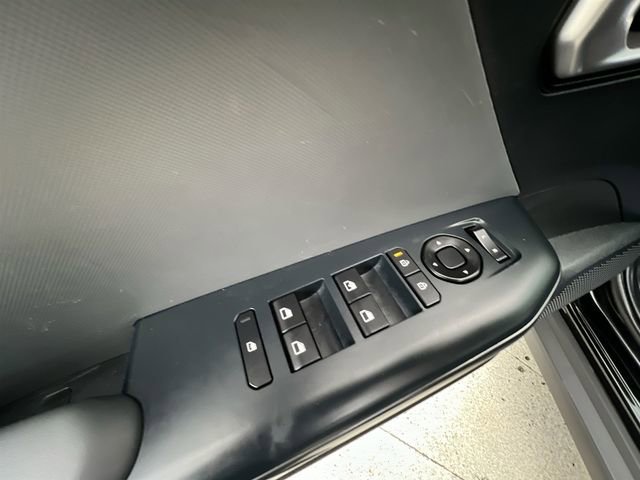 Used 2025 Black Kia LXS image 22