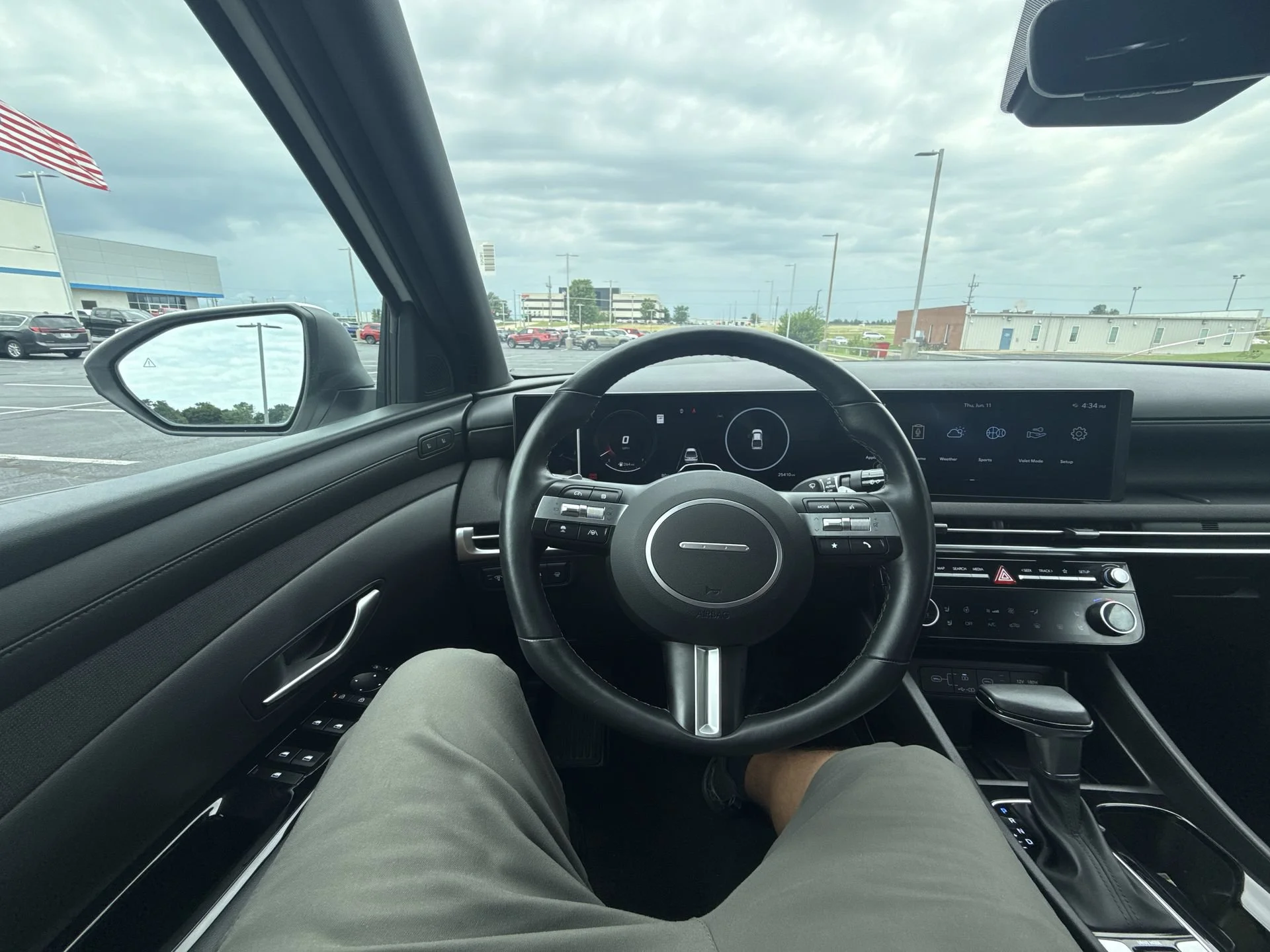 2025 Hyundai Santa Cruz Limited - Photo 14