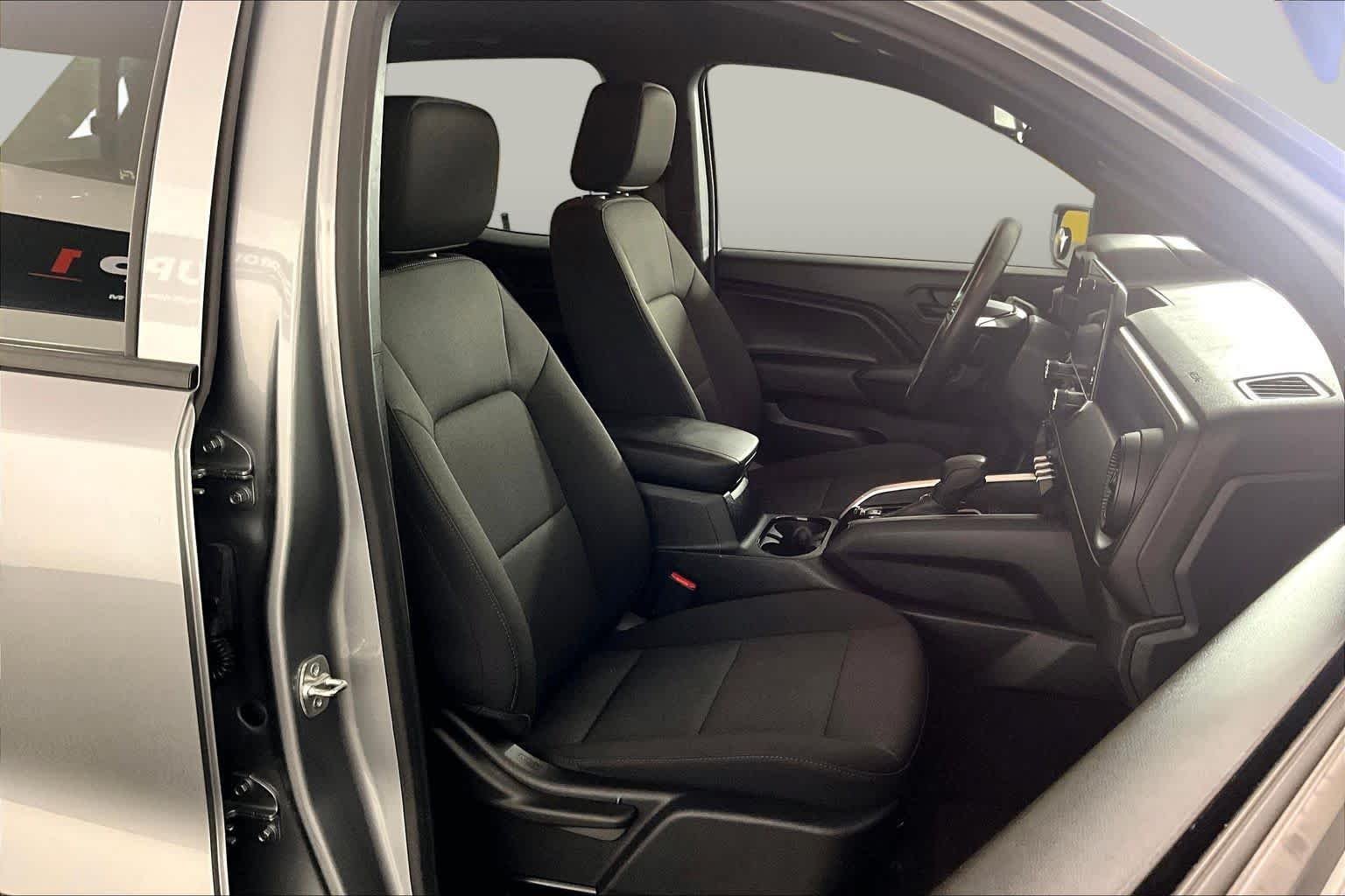 Used 2025 Sterling Gray Metallic Chevrolet 4WD Trail Boss image 9
