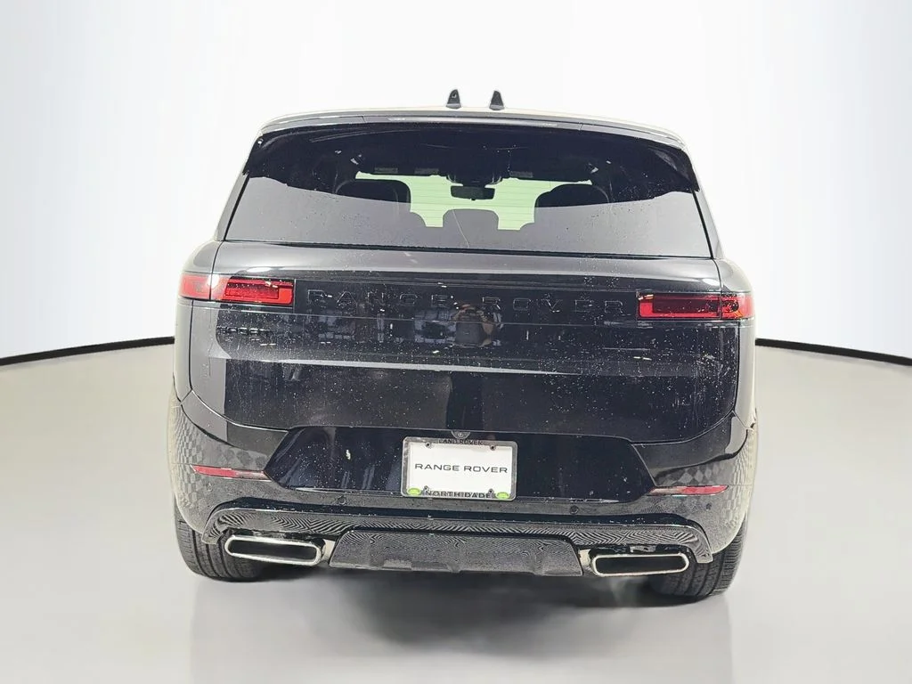 New 2027 Santorini Black Land Rover Dynamic SE image 6