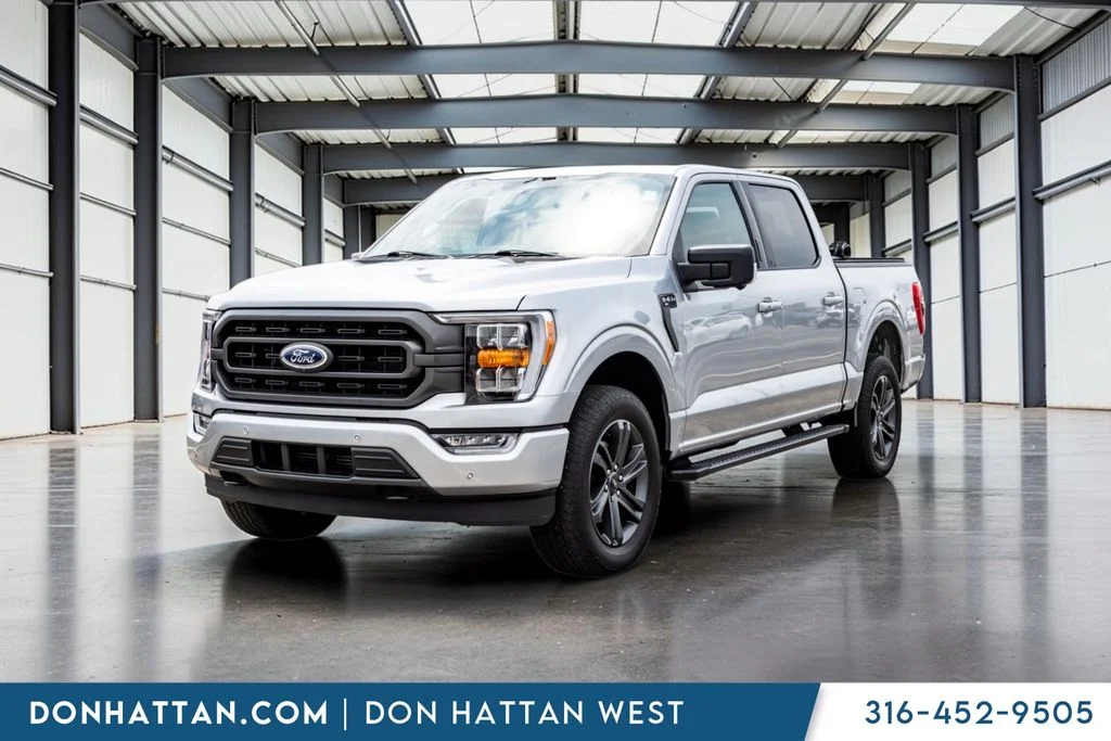 Used 2023 Silver Ford XLT image 21