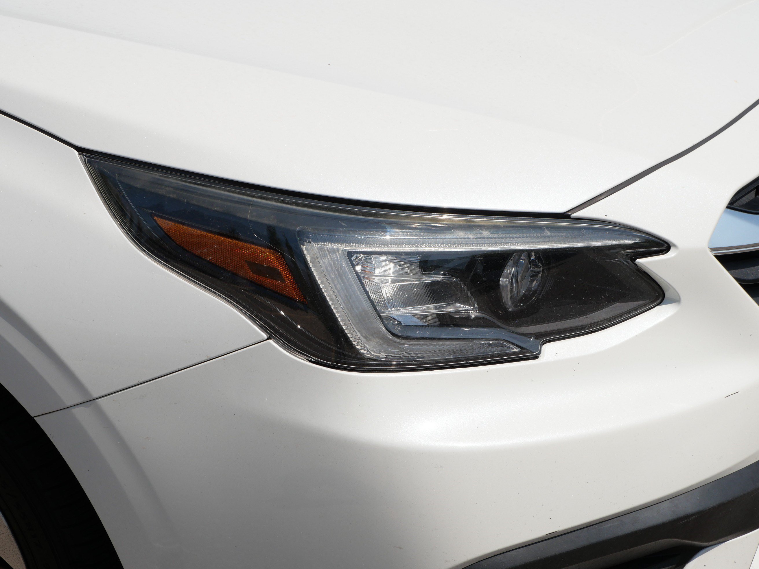 Used 2022 Crystal White Pearl Subaru CVT image 16