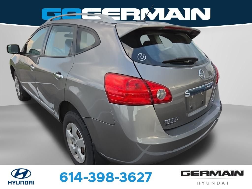 Used 2015 Gray Nissan S image 8