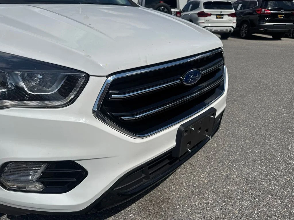Certified Used 2019 White Ford SE image 8