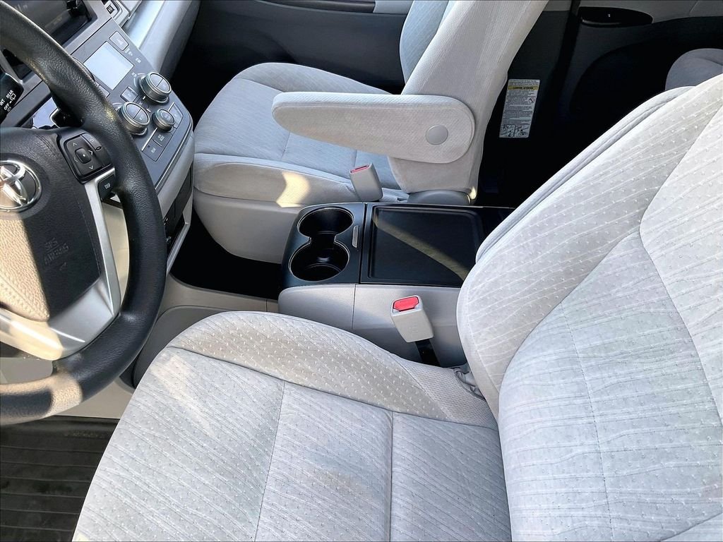 Used 2017 Gray Toyota LE image 21