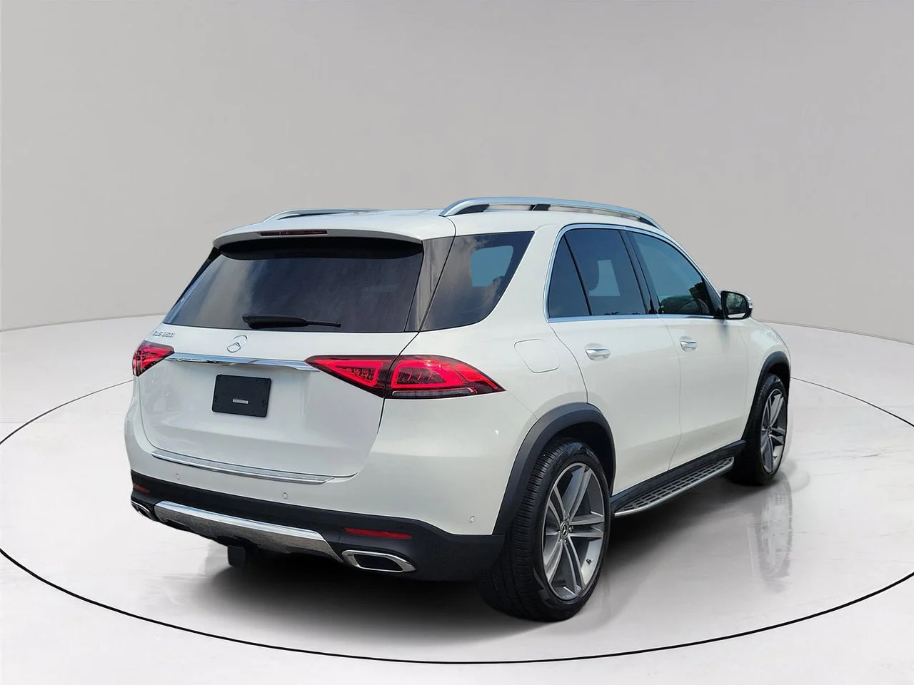 Certified Used 2022  Mercedes-Benz GLE 350 image 4