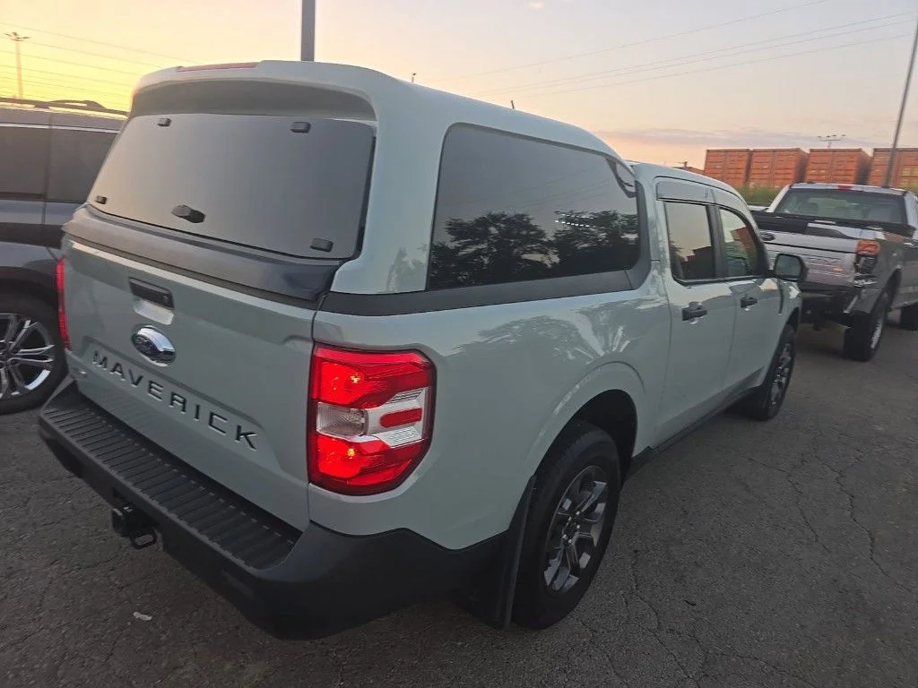 Used 2024 Green Ford XLT image 3