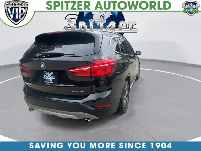 Used 2018 Black BMW sDrive28i image 9
