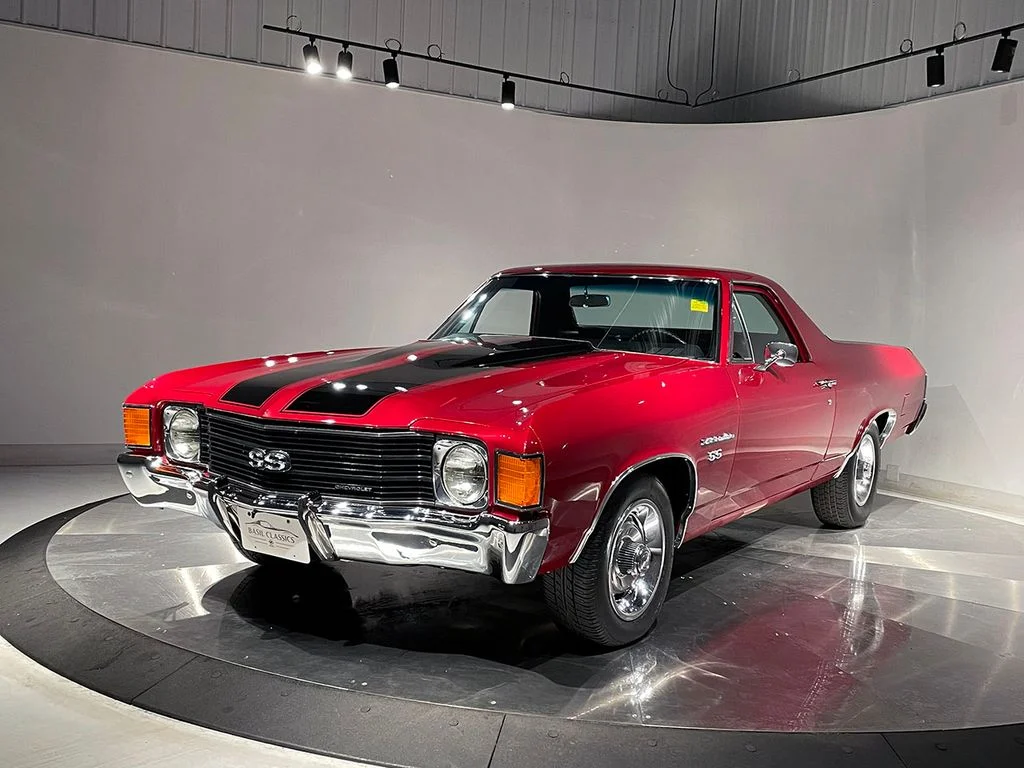 Used 1972 Red Chevrolet  image 2