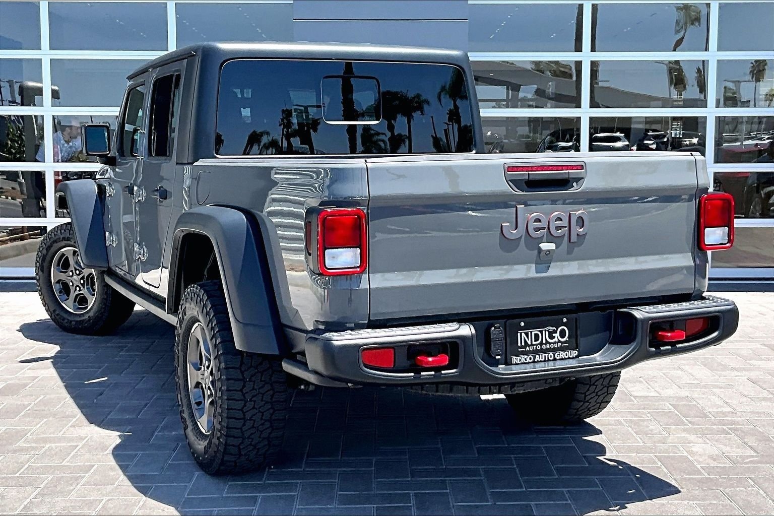 Used 2021 Gray Jeep Rubicon image 12