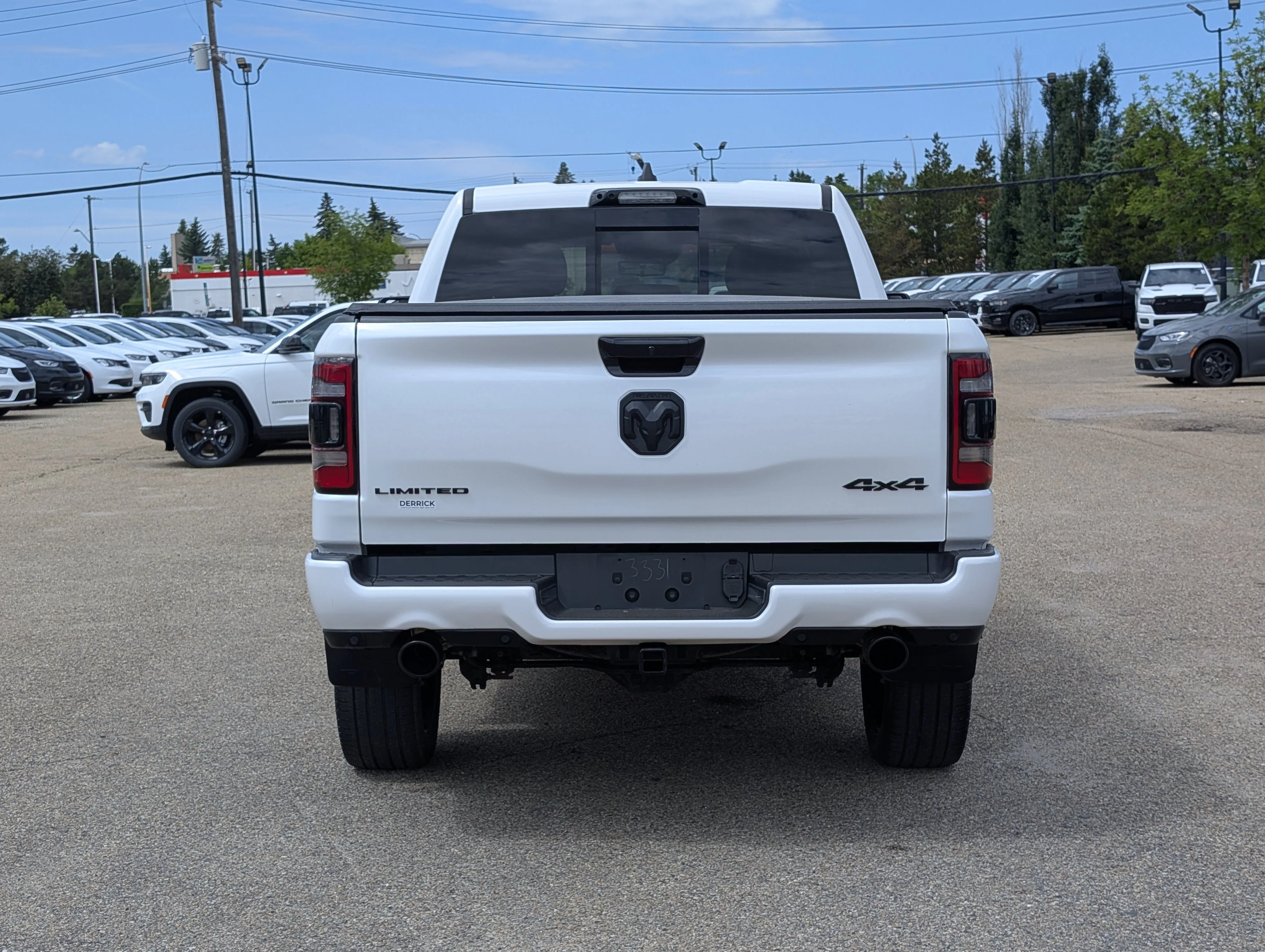 Used 2024 Ivory Tri-Coat Pearl Ram Limited image 5